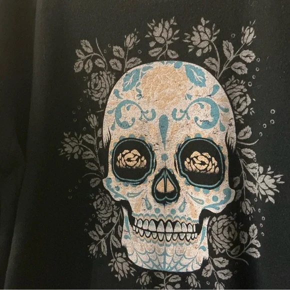 Torrid skull Sweater 4X - Picture 2 of 3